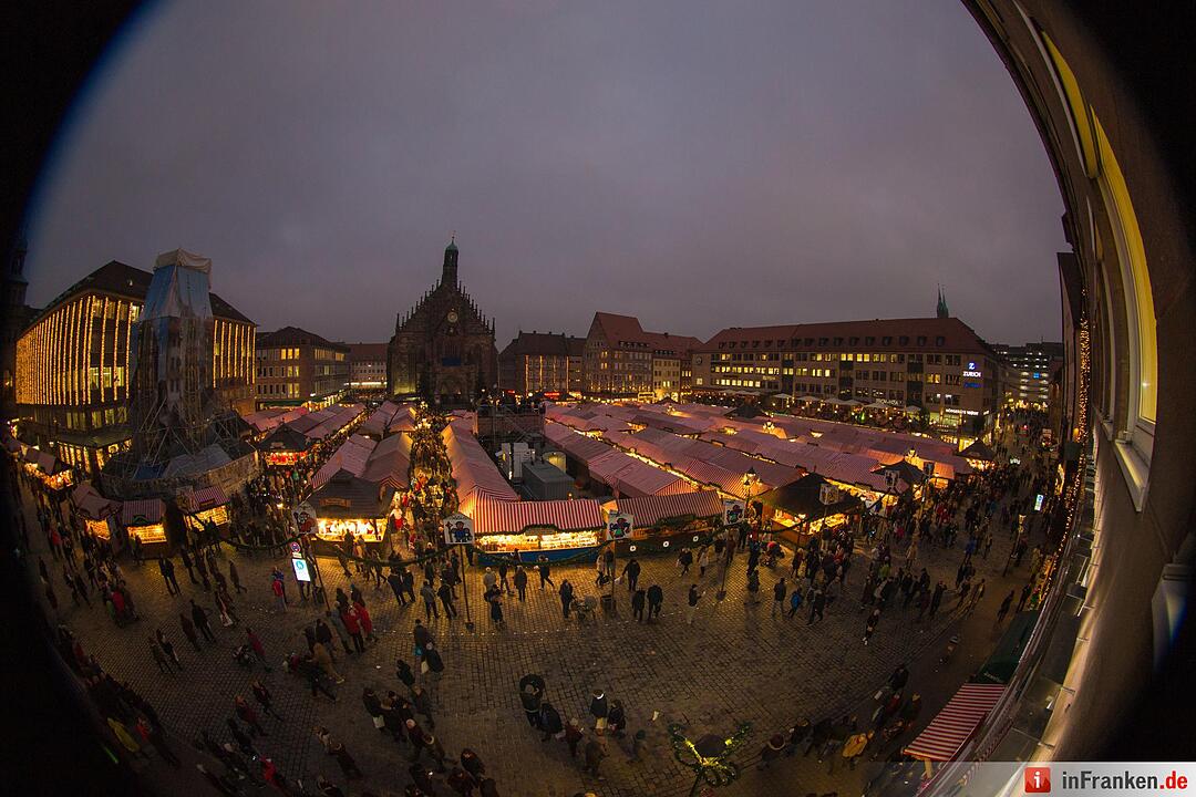 Erste Eindrücke vom Christkindlesmarkt Nürnberg