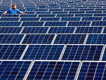 Photovoltaik-Anlagen könnten eines von vielen Puzzlestücken eines Klimaschutzkonzeptes sein. Foto: Archiv