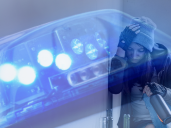 Tiefschlag gegen Polizisten – Frau in vermeintlicher Notlage
