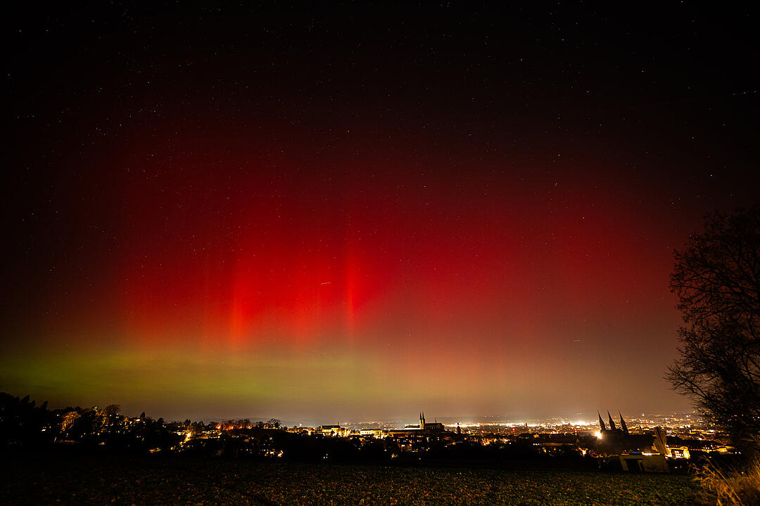 Wenn der Himmel gl&uuml;ht - Polarlicht-Spektakel am Himmel &uuml;ber Bamberg