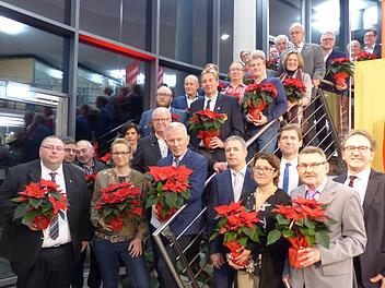 Die Vertreter der geförderten Projekte und der Sparkasse Foto: Pauline Lindner