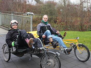 So oft es geht, sind Sonja und André Pfister in Bad Brückenau mit den Rädern unterwegs. Foto: Birgit Will