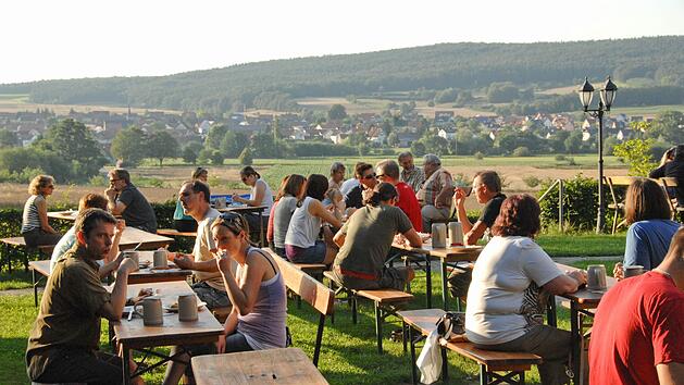 Der Reundorf Schmausenkeller        z&auml;hlt zu den beliebtesten Bierg&auml;rten in der Region. Foto: Ronald Rinklef