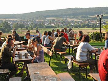 Der Reundorf Schmausenkeller        z&auml;hlt zu den beliebtesten Bierg&auml;rten in der Region. Foto: Ronald Rinklef
