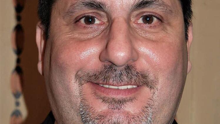 Julius Mezei: Violine und Gitarre, geboren 1966 in Gyr (Ungarn), seit 2012 in Deutschland (Bad Mergentheim), seit Dezember 2016 in Bad Bocklet. Foto: Sigismund von Dobschütz