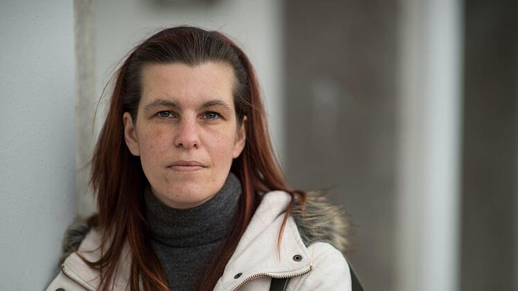 Karlsruhe: Sandra Schlensog  initiierte eine Online-Petition, mit der Gesundheitsminister Spahn (CDU) aufgefordert wird, Hartz IV selbst auszustesten.  Foto: Marijan Murat/dpa