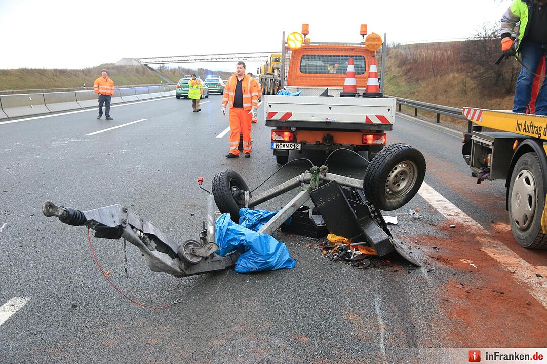 Lkw-Unfall auf der A9 – Person eingeklemmt