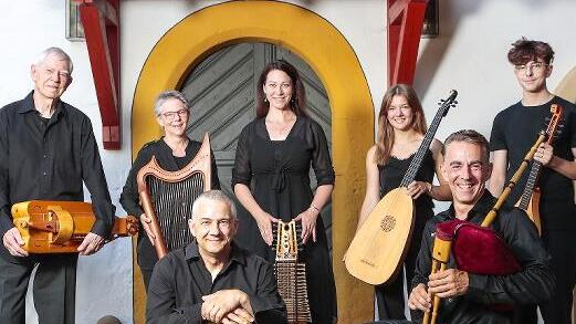 „Capella Antiqua“ und Jule Bauer spielen auf Schloss Wernsdorf.
