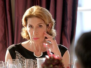 Stella Martin (Adele Neuhauser) hat eine ber&uuml;hmte Beauty-Linie erfunden und gilt als herrschs&uuml;chtige Chefin.