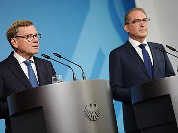 Statement Dobrindt und Wadephul zur Sprengstoff-Drohne