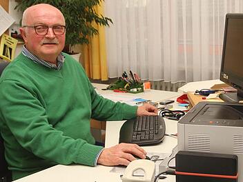 Bruno Wittig an seinem bisherigen Arbeitsplatz als Schulleiter. Foto: Günther Geiling
