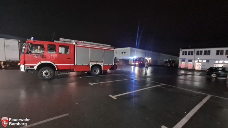 Bamberg: Gro&szlig;er Feuerwehreinsatz am Schlachthof - "starke Verrauchung" macht Atemschutztrupps n&ouml;tig