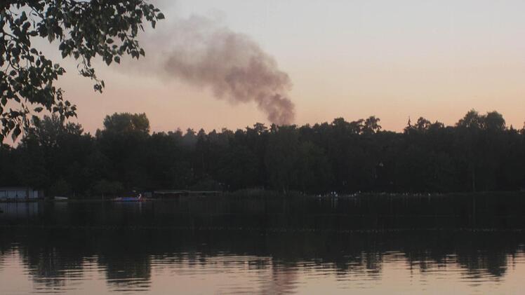 Die Rauchwolke lenkte die Zuschauer zum Teil ab. Fotos: Michael Busch