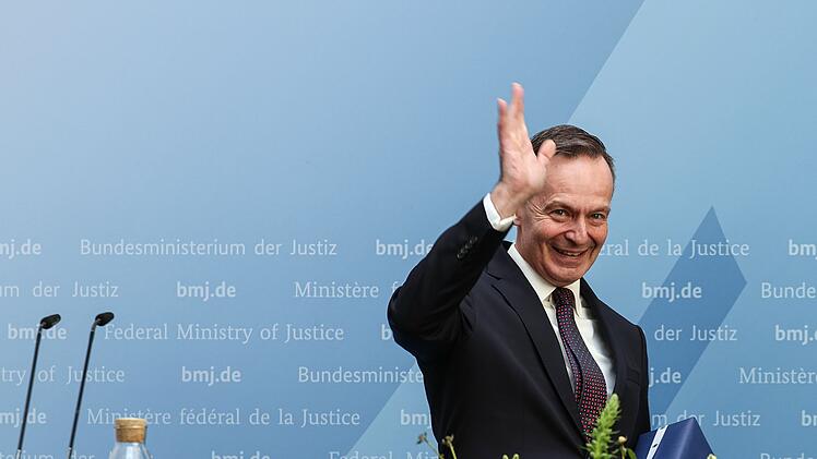 Amts&uuml;bergabe des Bundesjustizministeriums