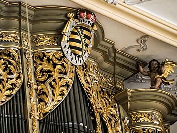 Prachtvoll verziert: Prospekt der Schuke-Orgel in der Coburger Morizkirche. Hier gestaltete Peter Stenglein ein beeindruckendes Konzert im Rahmen des Coburger Reger-Herbstes.Foto: Jochen Berger