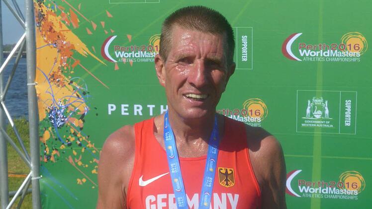 Eine Goldmedaille in der Halbmarathon-Teamwertung gab es für Reinhort Vogler bei den Senioren-Weltmeisterschaften in Australien. Foto: Reinhart Vogler