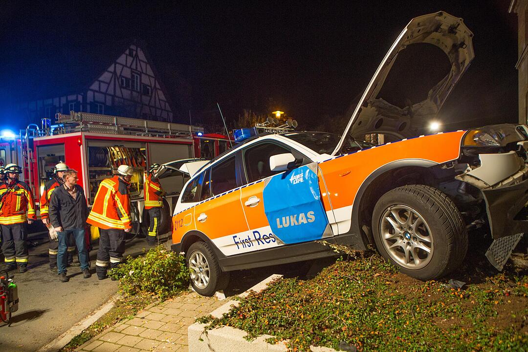 First Responder Fahrzeug verunfallt