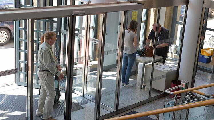 Die Vorträge können ohne Anmeldung besucht werden, es werden aber Zugangskontrollen durchgeführt. Foto: Ronald Rinklef