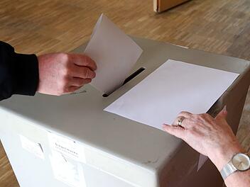In vielen fränkischen Städten stehen Stichwahlen an. Termin: 29. März 2020. Symbolfoto: Bodo Schackow/dpa