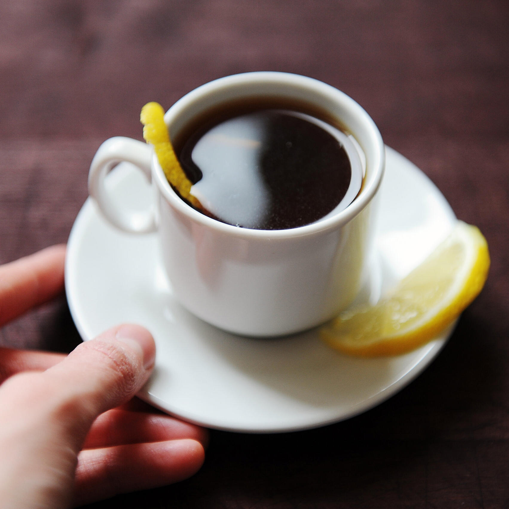 Entdecke die Geheimwaffe: Kaffee mit Zitrone - dein natrlicher Booster zum  Abnehmen