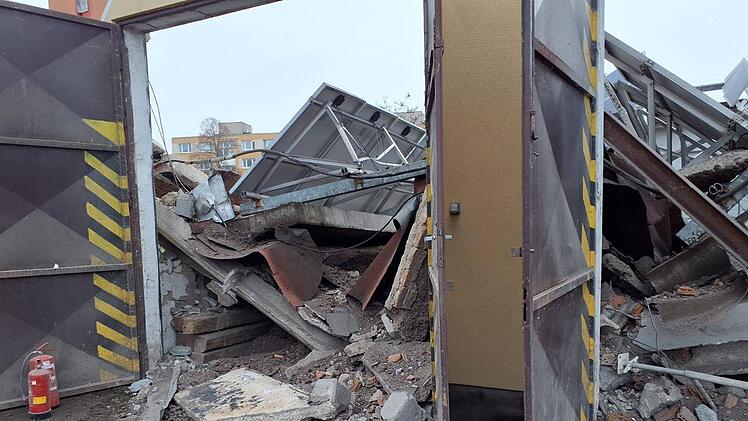 Einsturz eines Daches auf Firmengel&auml;nde im Osten der Slowakei