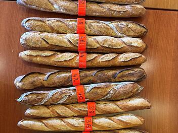 Baguette-Wettstreit in Paris - Sieger backt f&uuml;r den &Eacute;lys&eacute;e