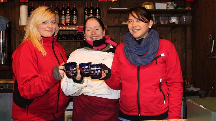 Kristina Graf, Andrea Schubert und Tatjana Schell (von links) vom Glüh-Häusla