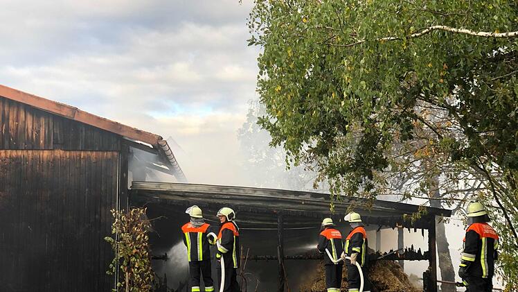 Feuer auf Bauernhof in Kulmbach: Die Feuerwehr war am Montag im Einsatz. Foto: NEWS5 / Merzbach