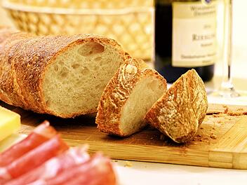 Achtung, Glassplitter! Dieses Edeka-Baguette auf keinen Fall essen