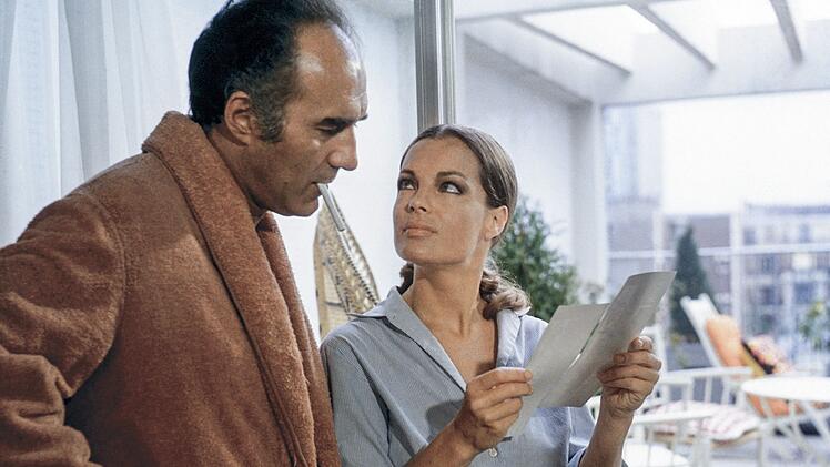 H&eacute;l&egrave;ne (Romy Schneider), die Geliebte des Architekten B&eacute;rard (Michel Piccoli), wird nach dem t&ouml;dlichen Autounfall nicht mehr erfahren, dass er sich fast gegen ein Leben mit ihr entschieden h&auml;tte.