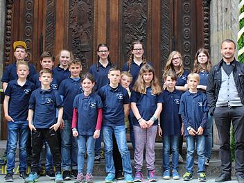 Viel erlebt haben 16 Ministrantinnen und Ministranten aus den Pfarreien Burglauer und Niederlauer bei ihrem Ausflug.  Foto: Pfarrei Burglauer