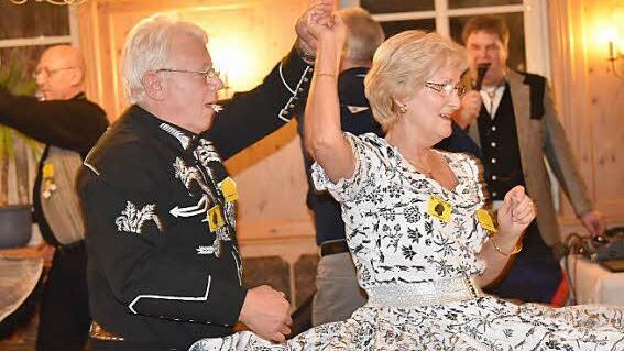 Renate und Ralf Schmidt sind leidenschaftliche Square Dancer.