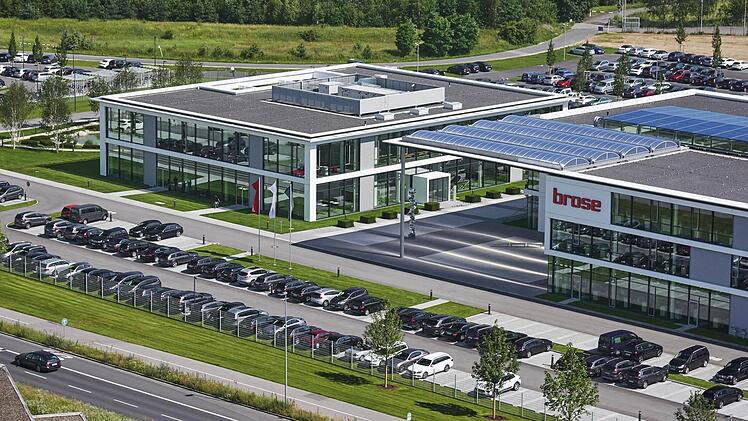 Die im Juni 2016 eröffneten Verwaltungsgebäude von Brose in Bamberg: 600 Menschen arbeiten hier. Foto: Brose