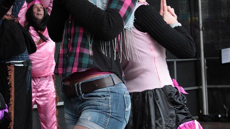 Marktplatztreiben in Stadtsteinach. Foto: Jürgen Gärtner