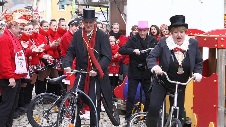 Auch Radfahren ist nicht ganz einfach!  Foto: Thomas Dill
