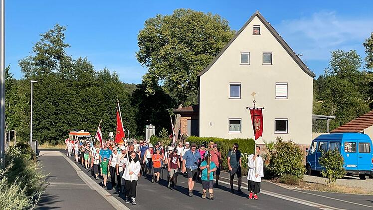 Ankunft der Walleut' in Oberthulba.. Foto: Tiemo Stürzenberger