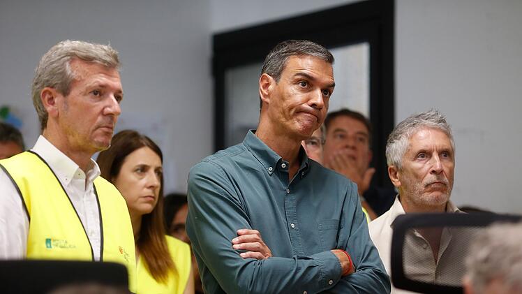 Spaniens Regierungschef unterbricht Urlaub