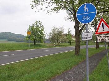 Im Zug der Dorferneuerung in Kleukheim konnte nun aber zumindest neben einer Querungshilfe ein erstes 420-Meter-Teilst&uuml;ck auf den Weg gebracht werden.Mario Deller