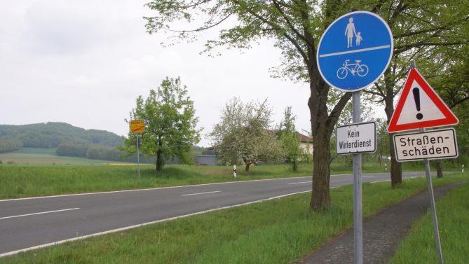 Im Zug der Dorferneuerung in Kleukheim konnte nun aber zumindest neben einer Querungshilfe ein erstes 420-Meter-Teilstück auf den Weg gebracht werden.Mario Deller