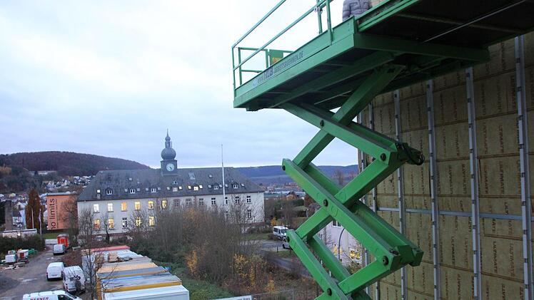 Die Hebebühne Foto: Benedikt Borst