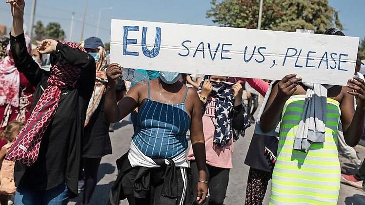 Flüchtlinge hoffen auf die Hilfe der Europäischen Union. "Pax Christi" wendet sich an die Bundesregierung.  Foto: dpa