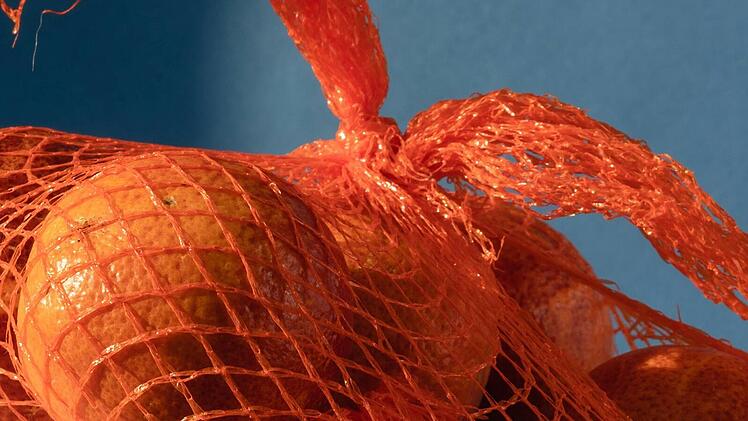 Neustadt bei Coburg: Orangen-Netz wird fast zur tödlichen Falle - Tierärztin warnt