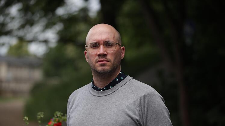 Thorsten Köhler inszeniert die Coburger Erstaufführung der Komödie "Gespräch wegen der Kürbisse" im Theater in der Reithalle. Die Komödie feiert am 24. Mai Premiere.Foto: Archiv/Jochen Berger
