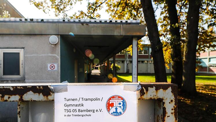 Einigkeit beim  Thema Schulsanierung: Zwei Großprojekte sollen 2018 ihren Anfang nehmen. Mit jeweils 100.000 Euro  will die Stadt in die Planung der  Generalsanierungen  der Blauen Schule und der Trimbergschule    (Bild) einsteigen.  Foto: Matthias Hoch