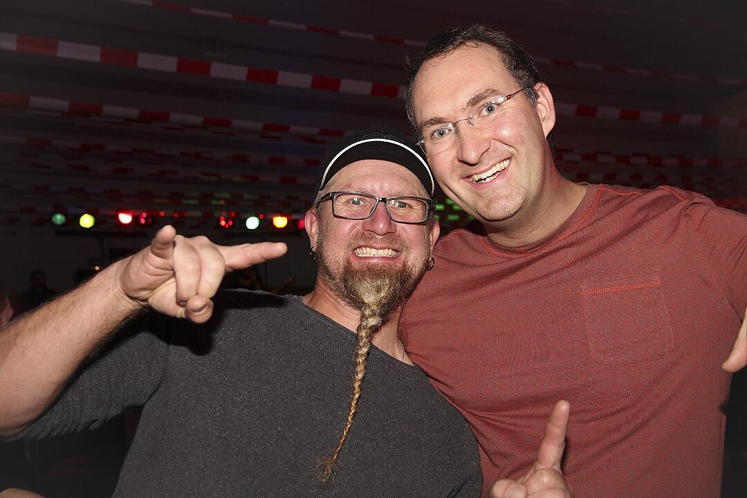 Party und Tanz in der Dreifachhalle