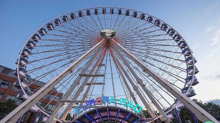 WVV bietet zus&auml;tzliche Fahrten zum Kiliani-Volksfest an