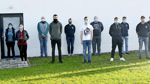 Als Sanitätshelfer sind die Kursteilnehmer nun fit, um im Notfall helfen zu können. Foto: Johanniter-Unfall-Hilfe