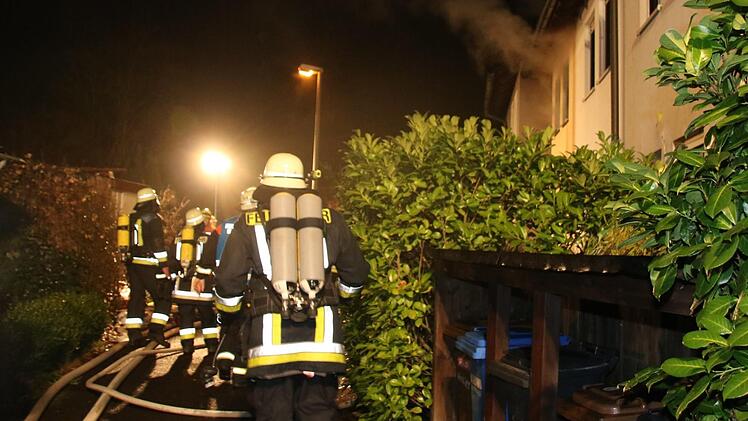Brand eines Reihenmittelhauses am Freitagabend im Kulmbacher Ortsteil Blaich. Dagmar Besand