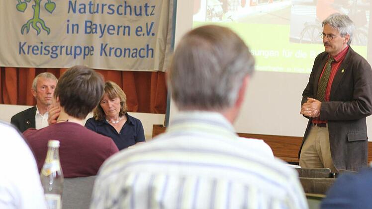 Richard Mergner vom Bund Naturschutz: "All diese Varianten sind riesige Eingriffe in die Natur, sie sind sauteuer."  Foto: Jan Koch