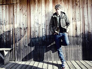 Tim Bendzko kommt zum Domplatz-Open-Air am 14. Juni nach Bamberg. Foto: pr
